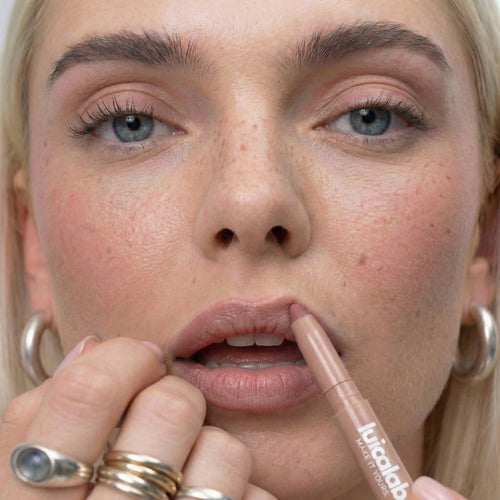 01. Lets pretend-Lip liner